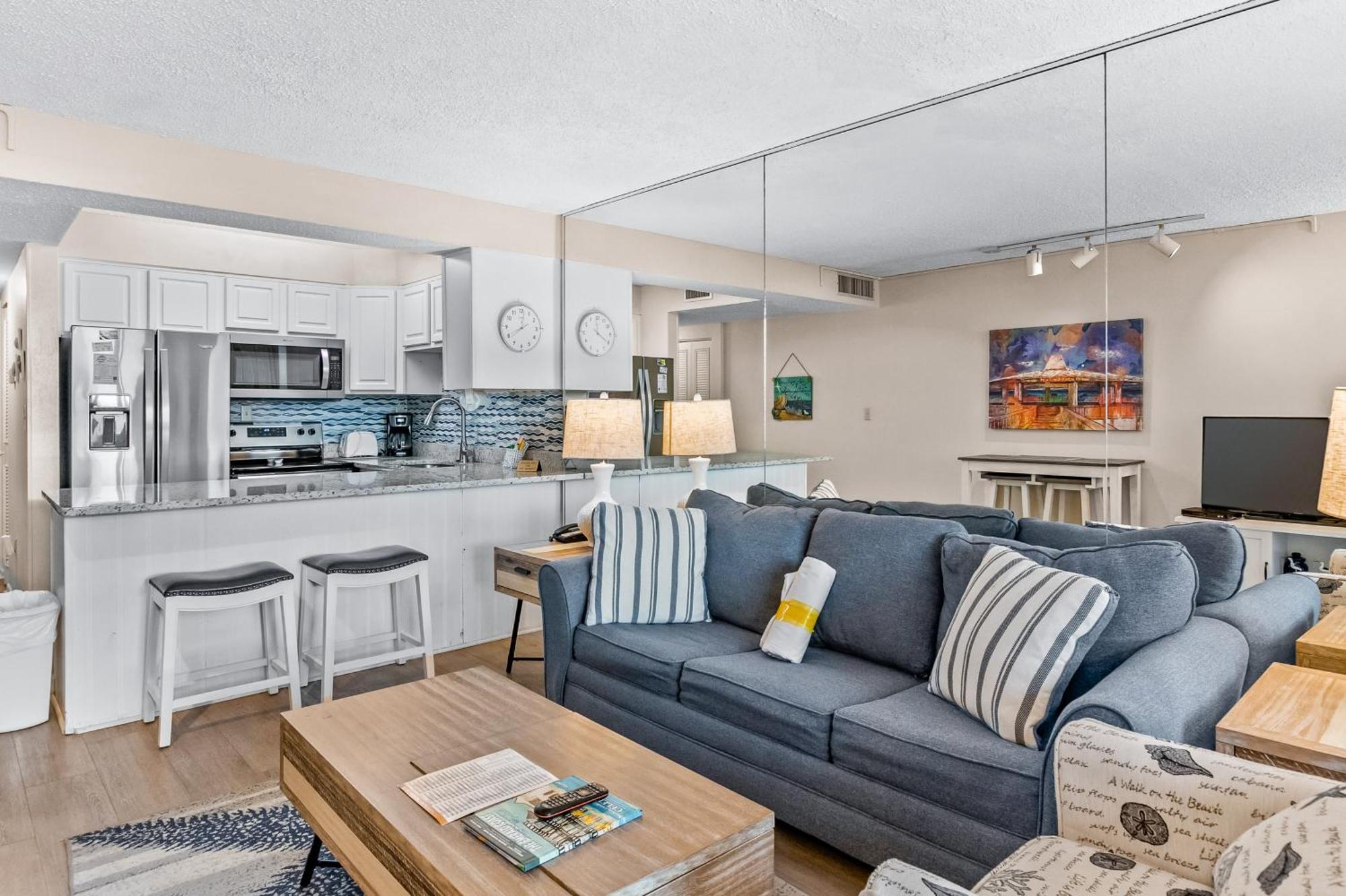 Jetty East Condos II Destin Room photo